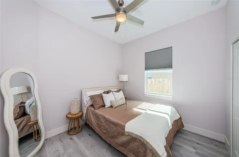 1537 42nd Street S St Petersburg FL 33711