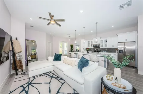 1537 42nd Street S St Petersburg FL 33711