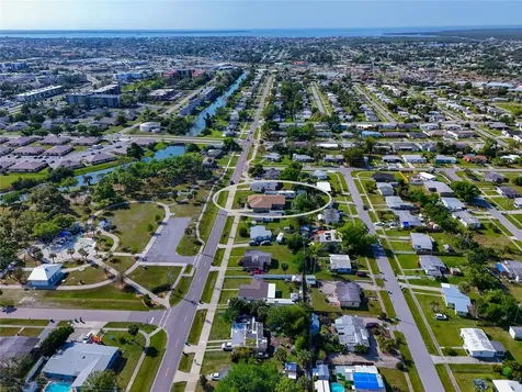 1506 Koltenborn Road North Port FL 34288