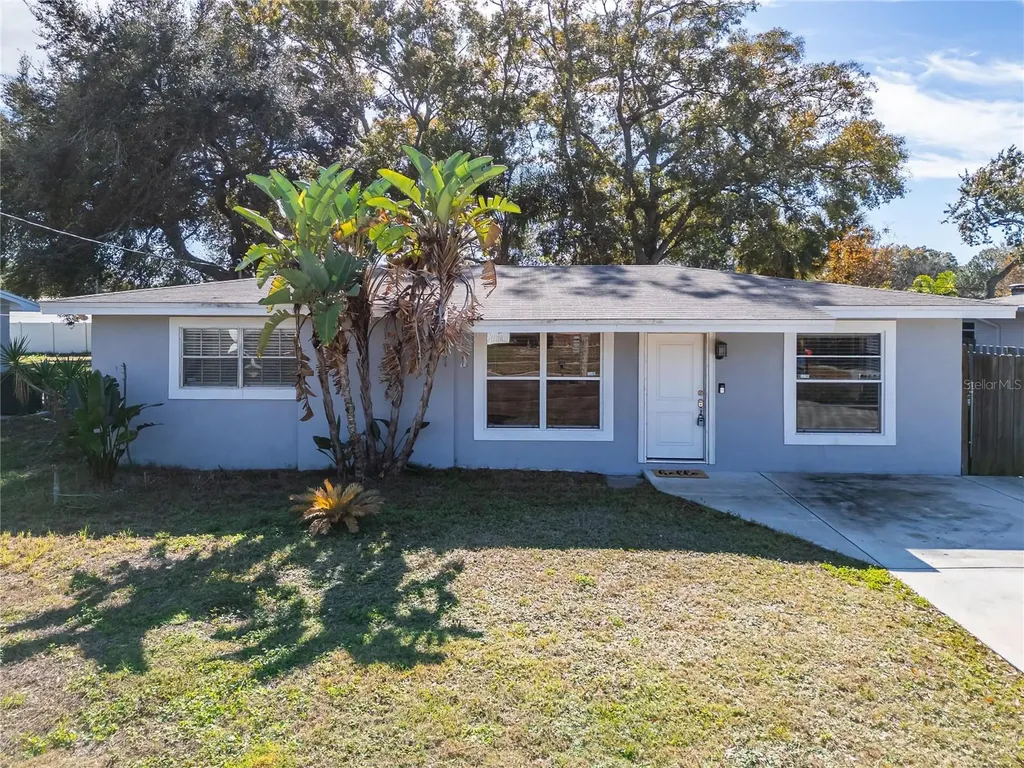 4428 W Iowa Avenue Tampa FL 33616
