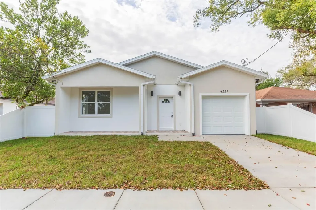 4229 E Curtis Street Tampa FL 33610