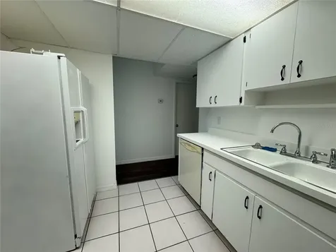 4928 Cresthill Drive Tampa FL 33615