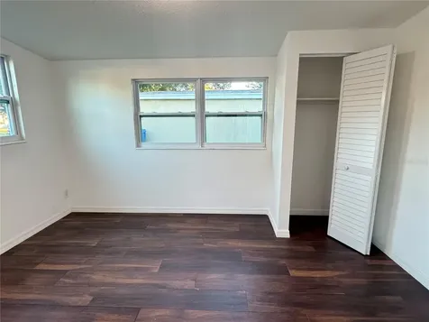 4928 Cresthill Drive Tampa FL 33615