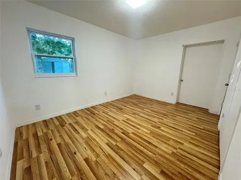 4928 Cresthill Drive Tampa FL 33615
