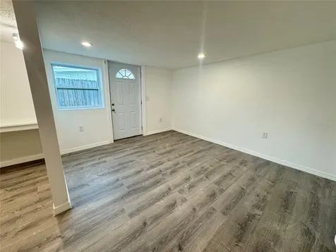 4928 Cresthill Drive Tampa FL 33615