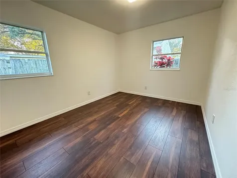4928 Cresthill Drive Tampa FL 33615
