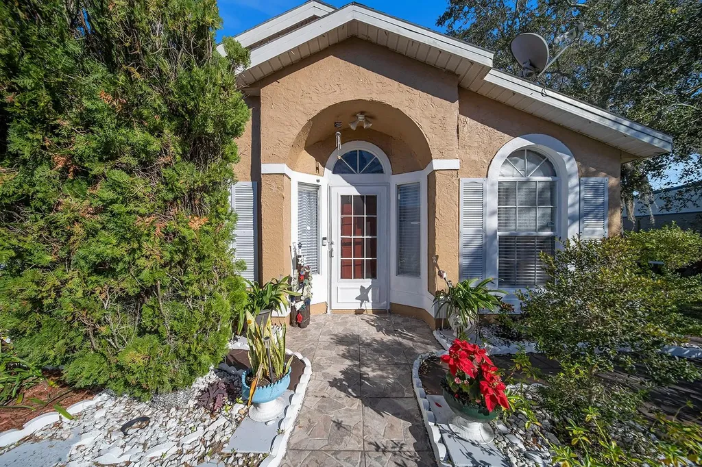 2310 Harbor Town Drive Kissimmee FL 34744