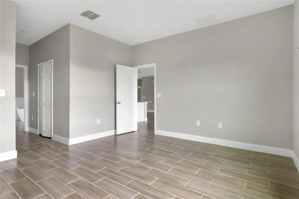 323 Edgewood Court Poinciana FL 34759