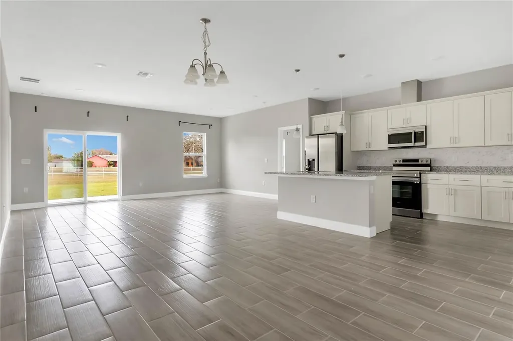 323 Edgewood Court Poinciana FL 34759