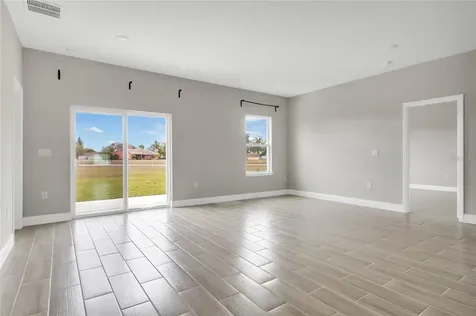 323 Edgewood Court Poinciana FL 34759