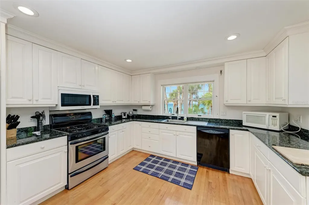 7520 Manasota Key Road Englewood FL 34223
