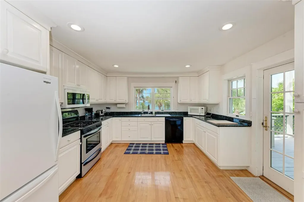 7520 Manasota Key Road Englewood FL 34223