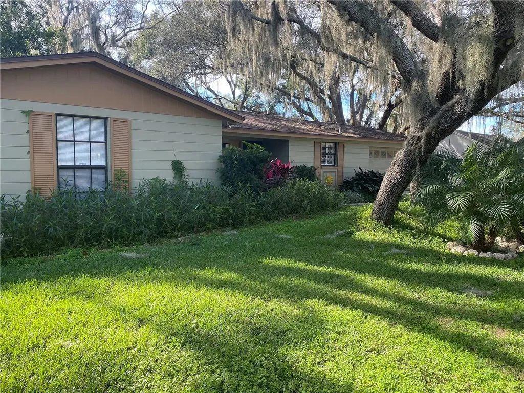 605 Julie Lane Brandon FL 33511