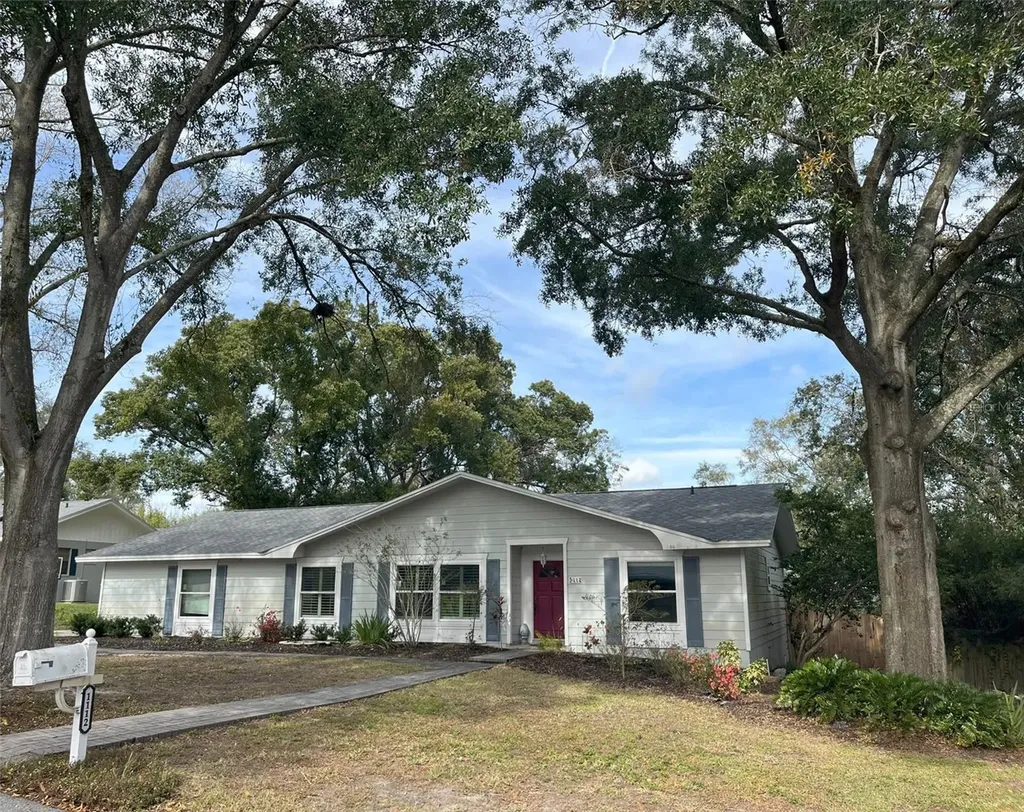 1112 Hallamwood Court Lakeland FL 33813