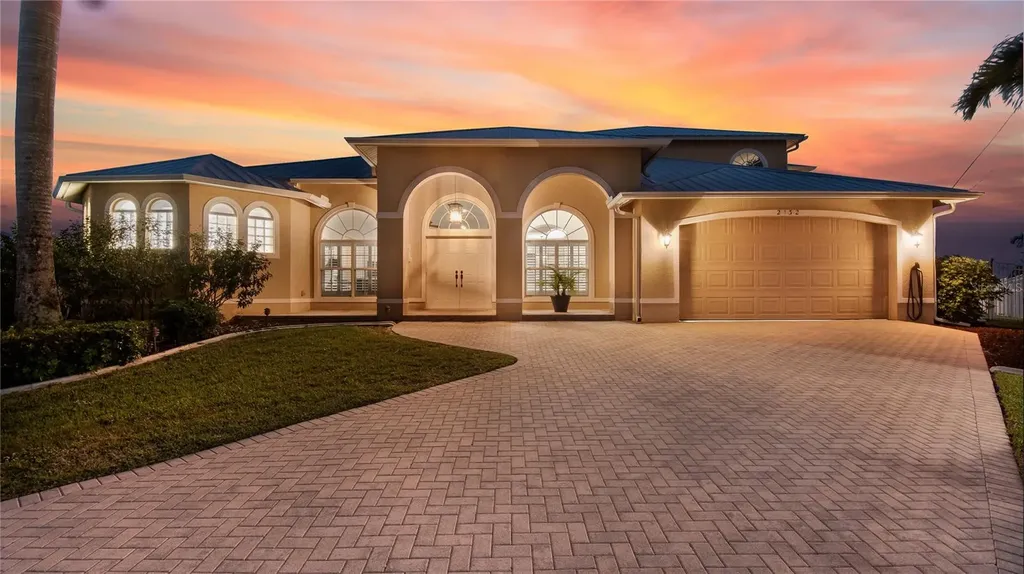 2132 SE 20th Place Cape Coral FL 33990