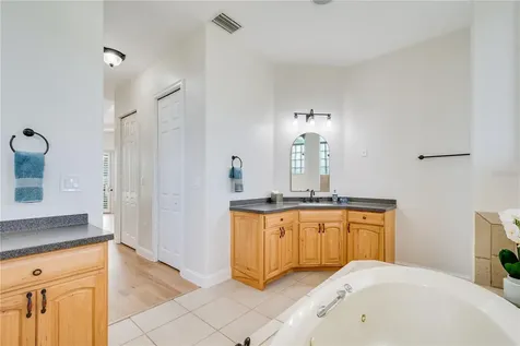 2132 SE 20th Place Cape Coral FL 33990