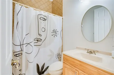 2132 SE 20th Place Cape Coral FL 33990