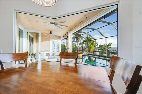 2132 SE 20th Place Cape Coral FL 33990