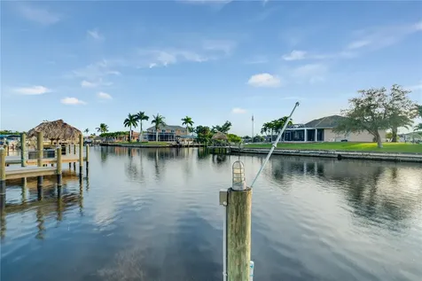 2132 SE 20th Place Cape Coral FL 33990