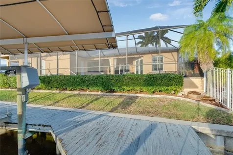 2132 SE 20th Place Cape Coral FL 33990