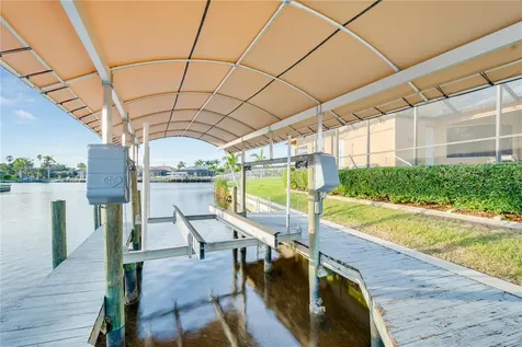 2132 SE 20th Place Cape Coral FL 33990