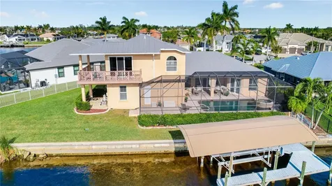 2132 SE 20th Place Cape Coral FL 33990