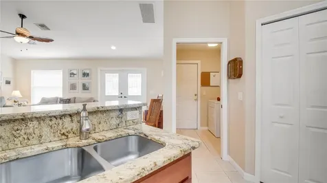 2913 SW 8th Place Cape Coral FL 33914