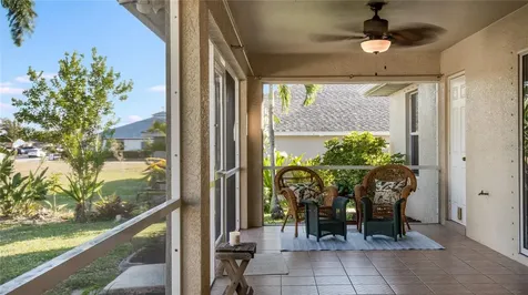 2913 SW 8th Place Cape Coral FL 33914