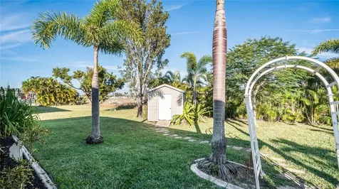 2913 SW 8th Place Cape Coral FL 33914