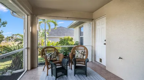 2913 SW 8th Place Cape Coral FL 33914