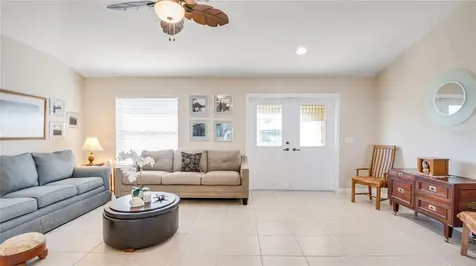 2913 SW 8th Place Cape Coral FL 33914
