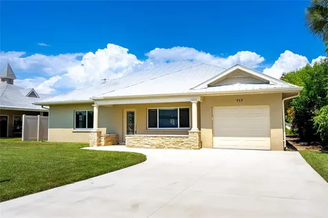 717 Riviera Street Venice FL 34285