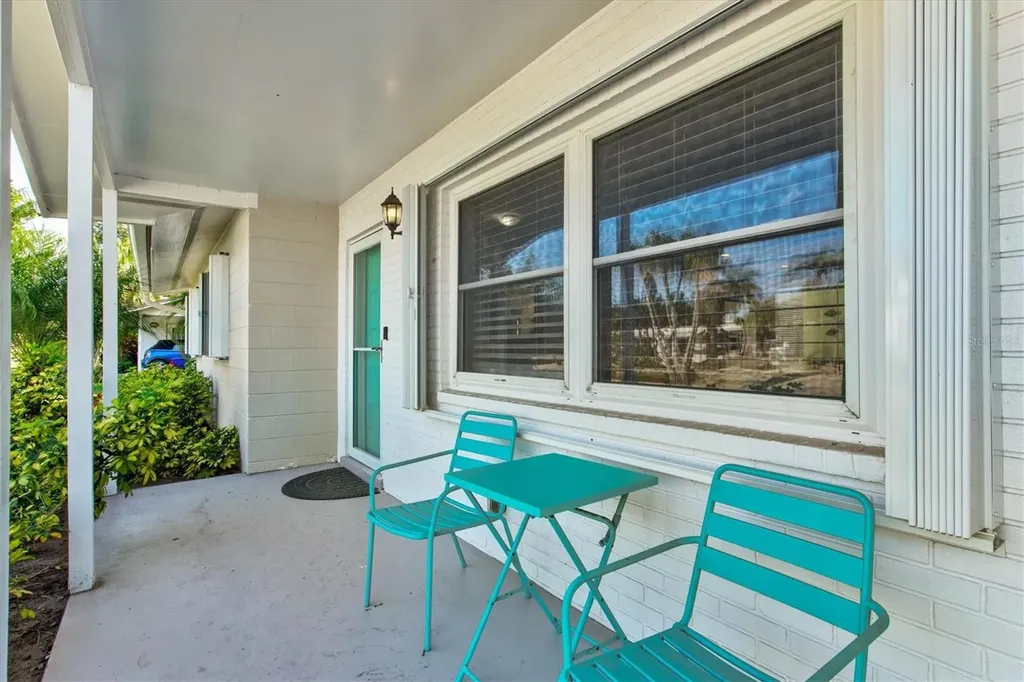 2572 Jefferson Circle Sarasota FL 34239
