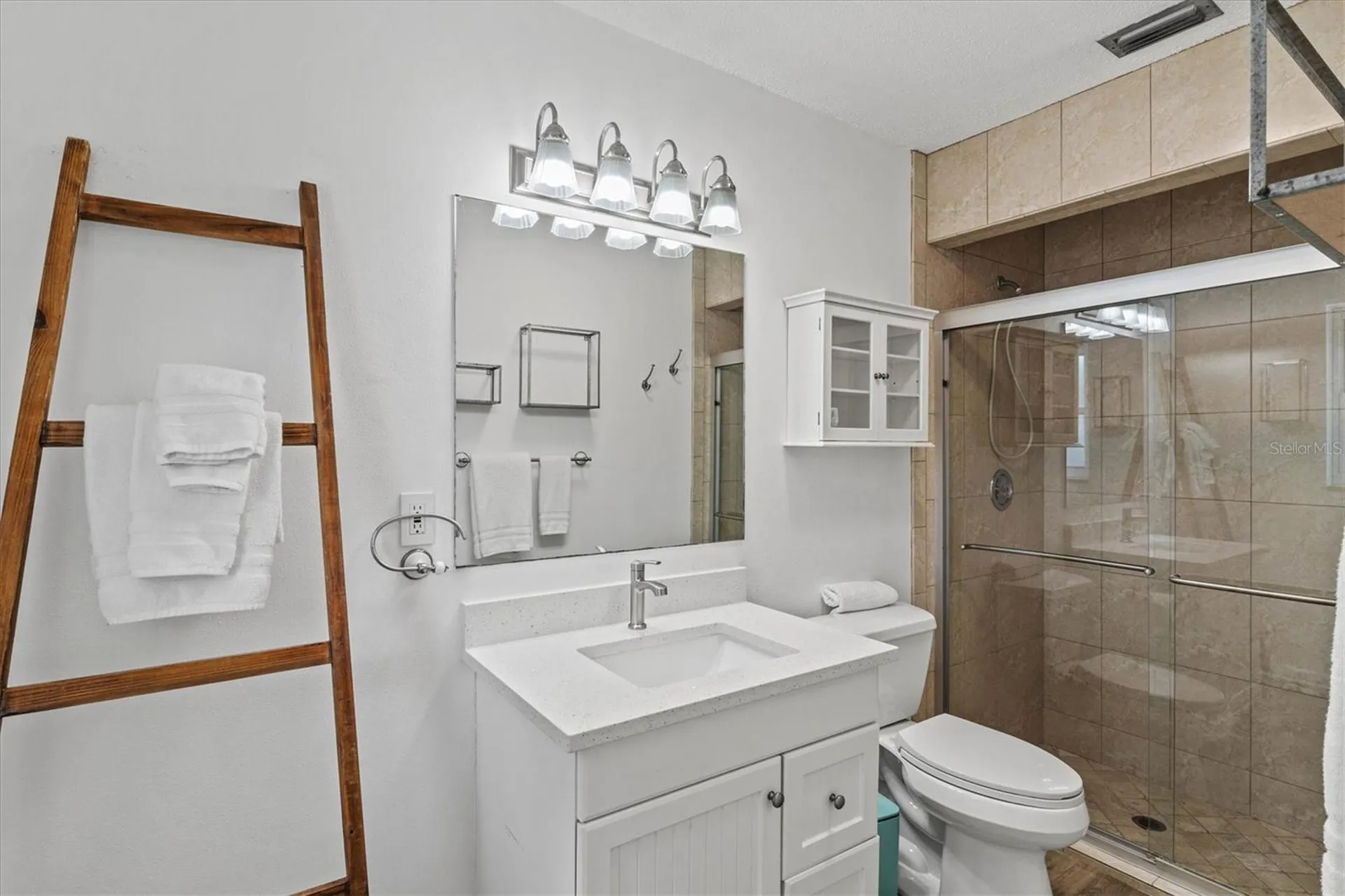 2572 Jefferson Circle Sarasota FL 34239