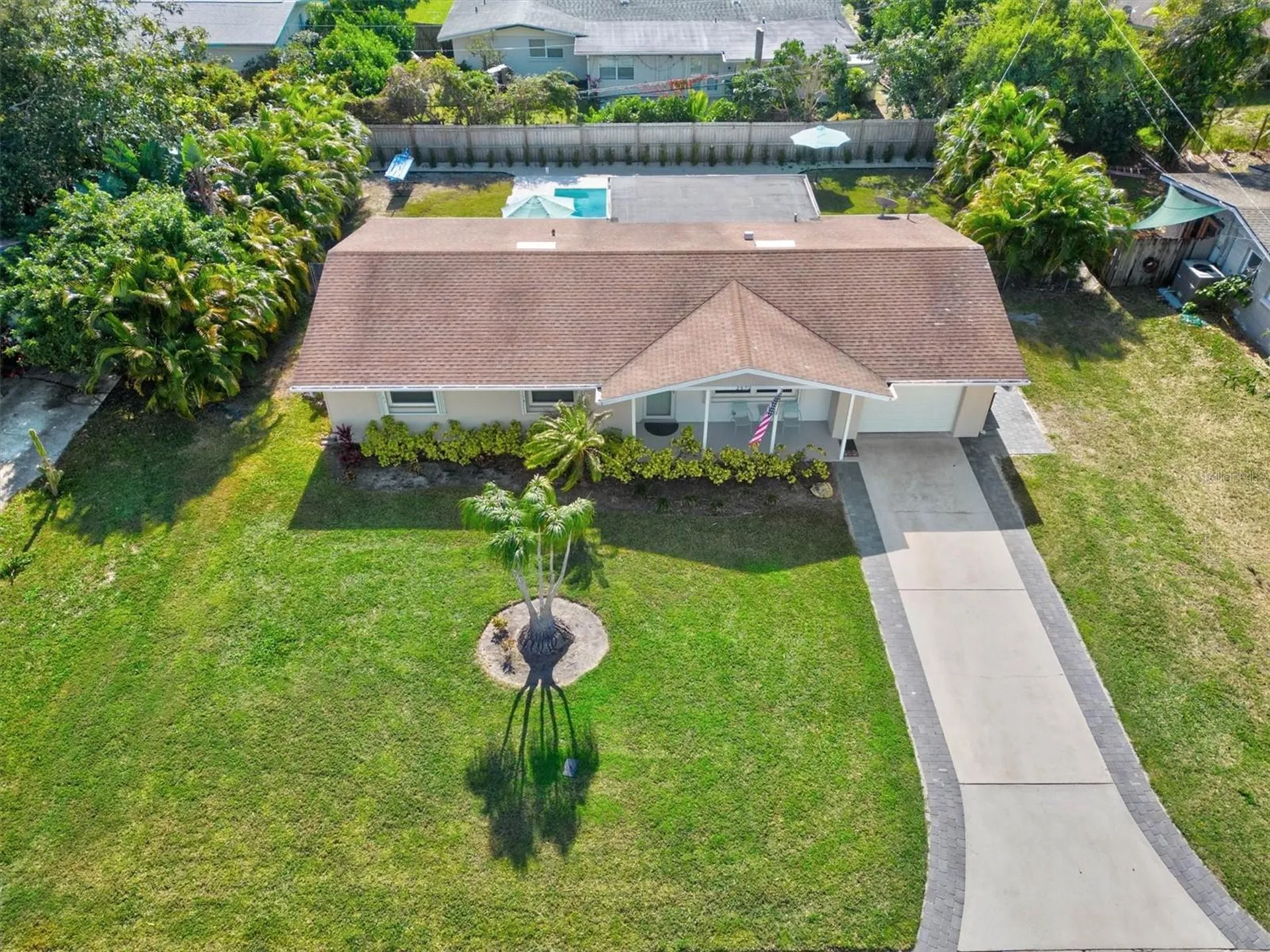 2572 Jefferson Circle Sarasota FL 34239