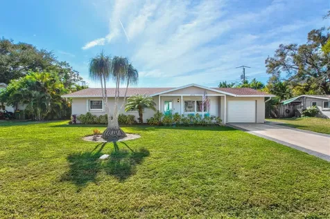 2572 Jefferson Circle Sarasota FL 34239