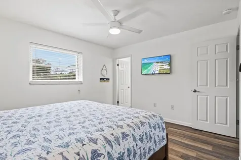 2572 Jefferson Circle Sarasota FL 34239
