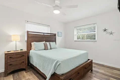 2572 Jefferson Circle Sarasota FL 34239
