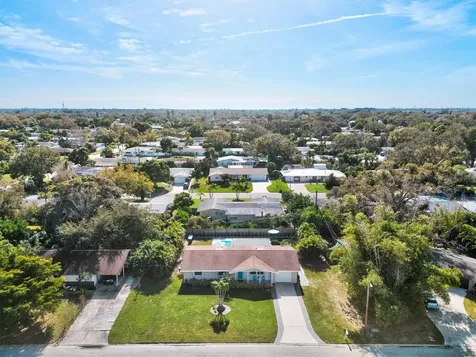2572 Jefferson Circle Sarasota FL 34239