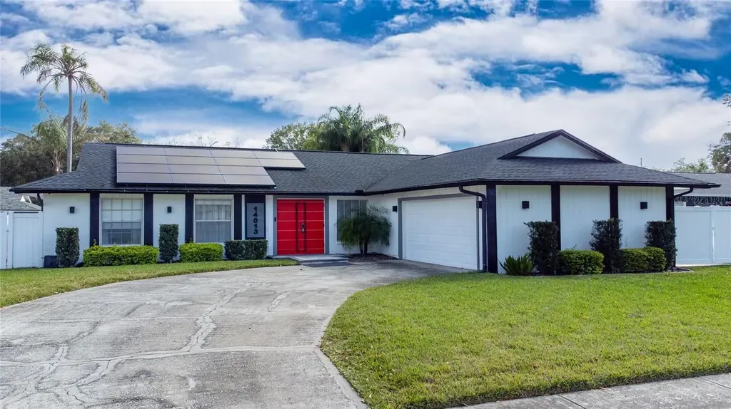 14013 Cherry Lake Drive Tampa FL 33618