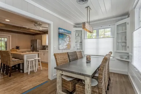 5408 Plaza Des Las Palmas Sarasota FL 34242