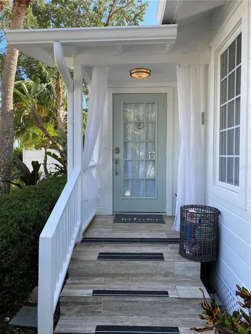 5408 Plaza Des Las Palmas Sarasota FL 34242