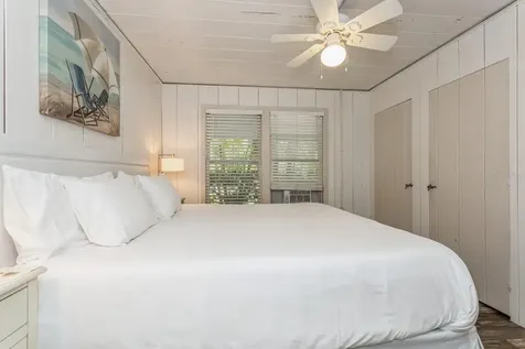 5408 Plaza Des Las Palmas Sarasota FL 34242