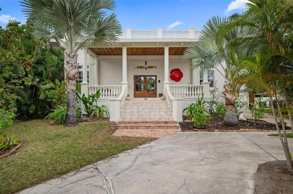 620 W Marion Avenue Punta Gorda FL 33950