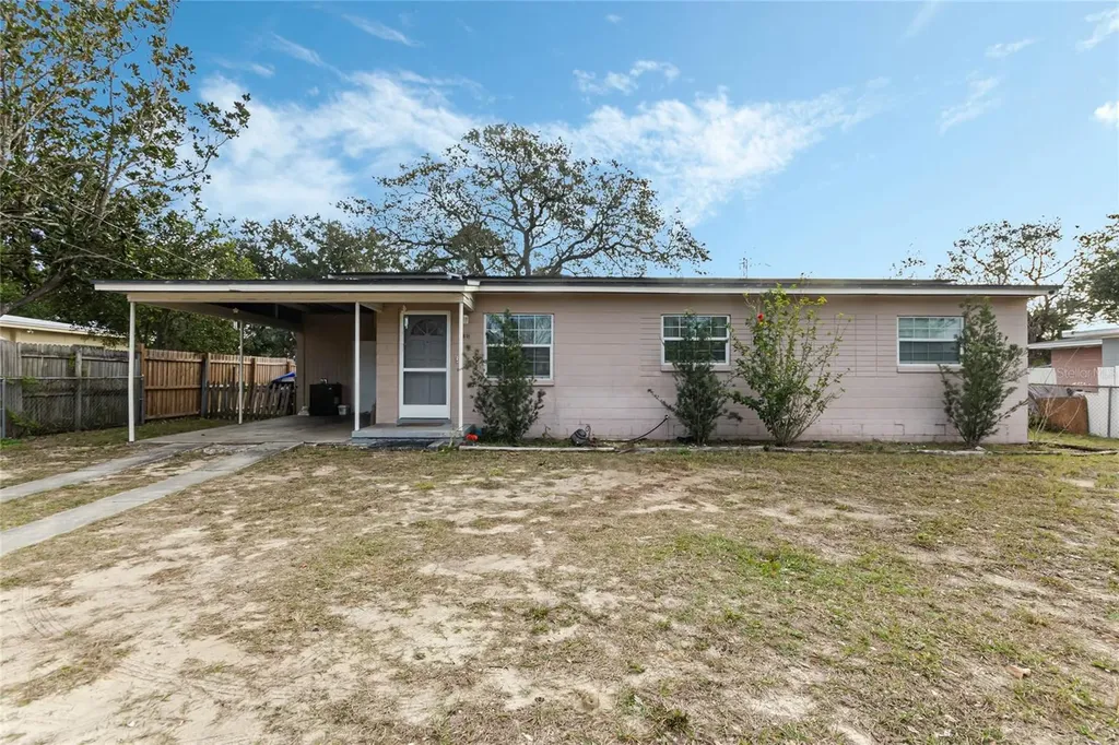 811 Governors Avenue Orlando FL 32808