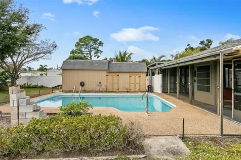 217 Blackburn Road Nokomis FL 34275