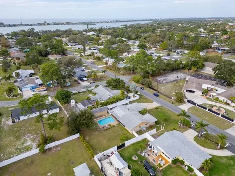 217 Blackburn Road Nokomis FL 34275