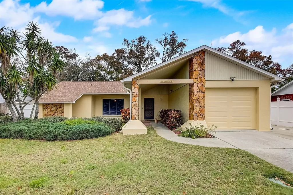 2503 Blossom Lake Drive Holiday FL 34691