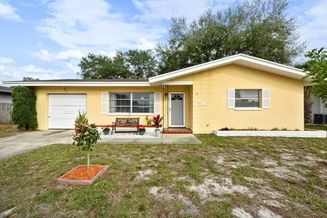 240 Regina Drive N Largo FL 33770
