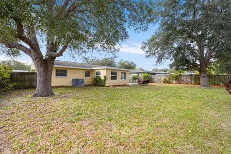 240 Regina Drive N Largo FL 33770